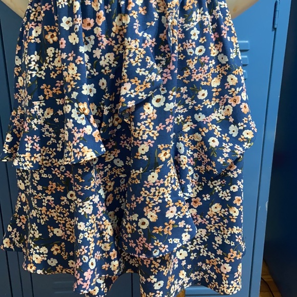 Floral Dress - Picture 4 of 8